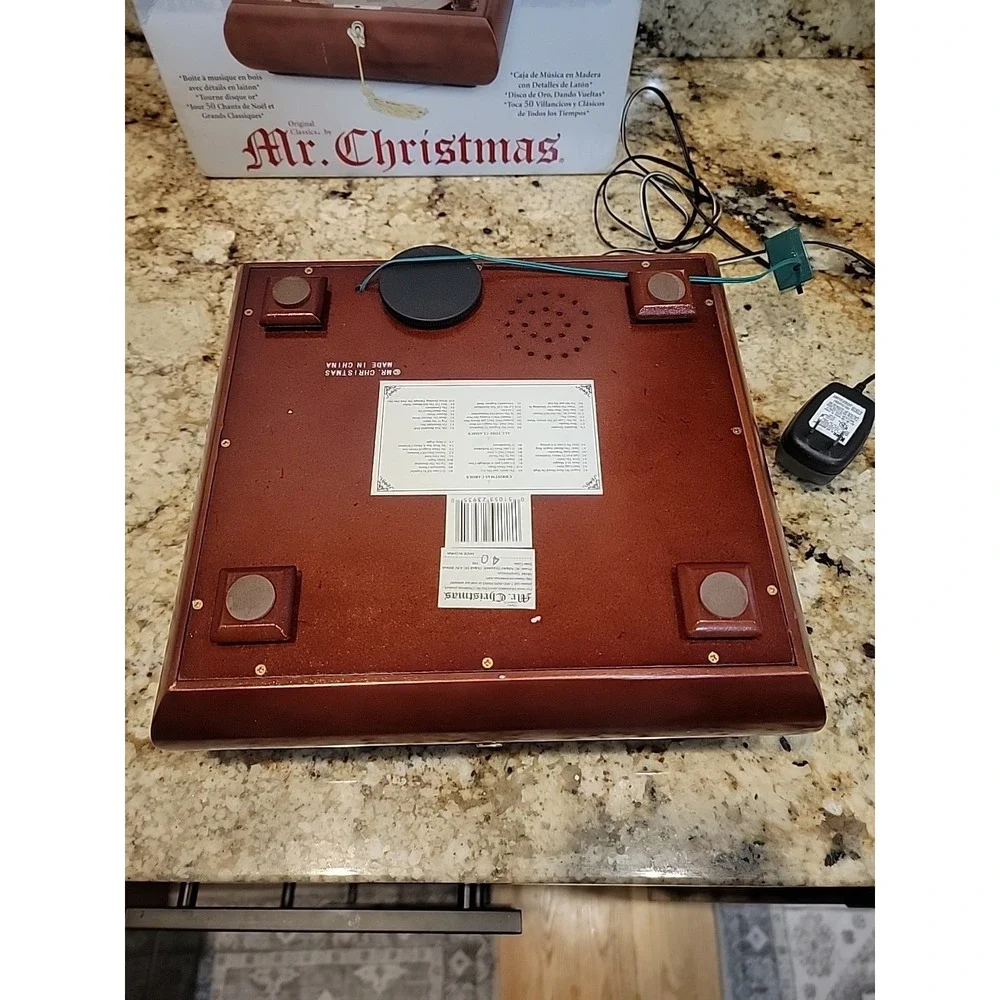 Mr. Christmas Symphonique Music Box 50 Songs Wood & Brass w/ Original Box Tested
